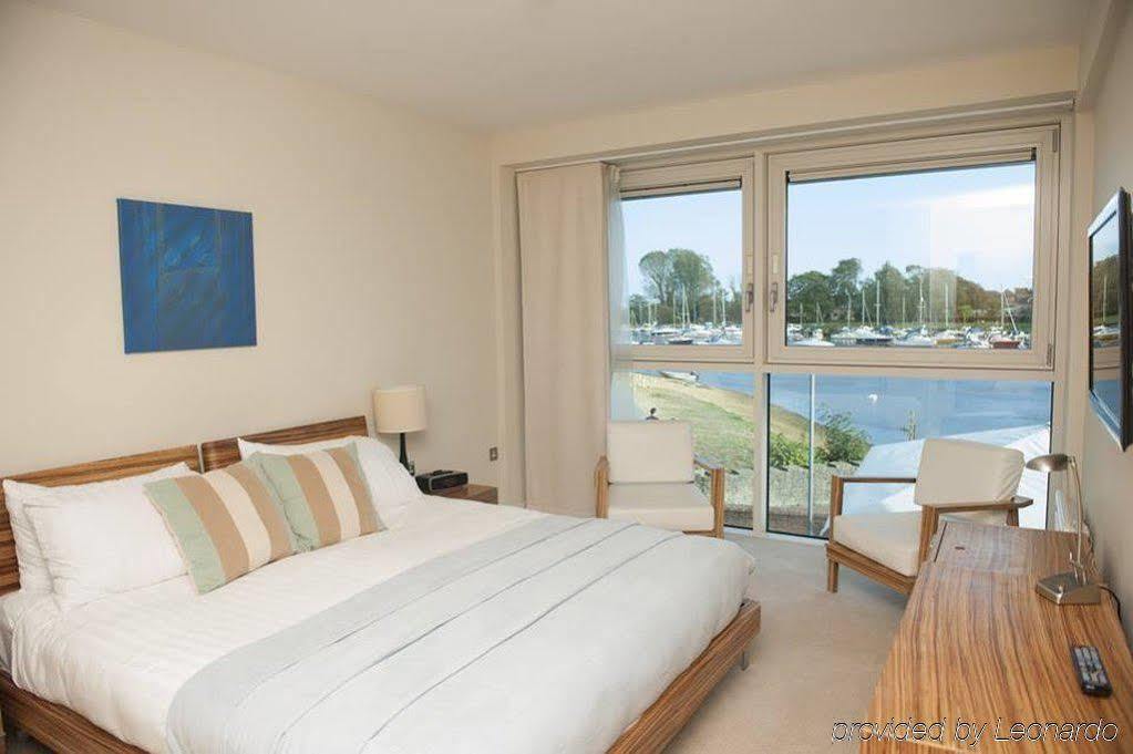 Captain's Club & 4* Christchurch (Dorset)
