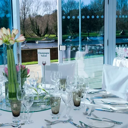 Captain\'S Club Hotel & Spa 