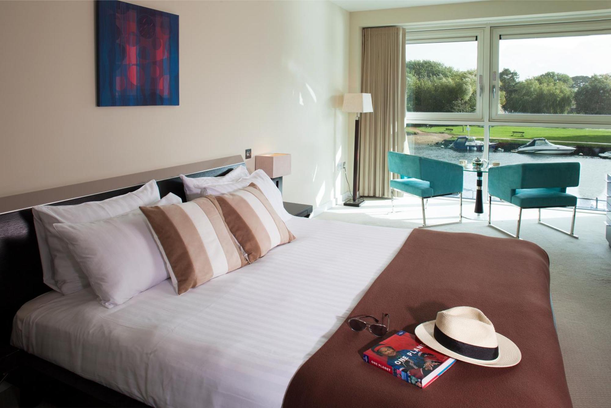 Captain's Club & Hotel Christchurch (Dorset)