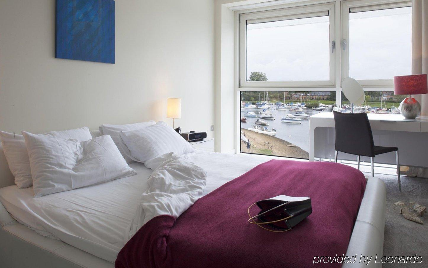 Captain's Club & Hotel 4*